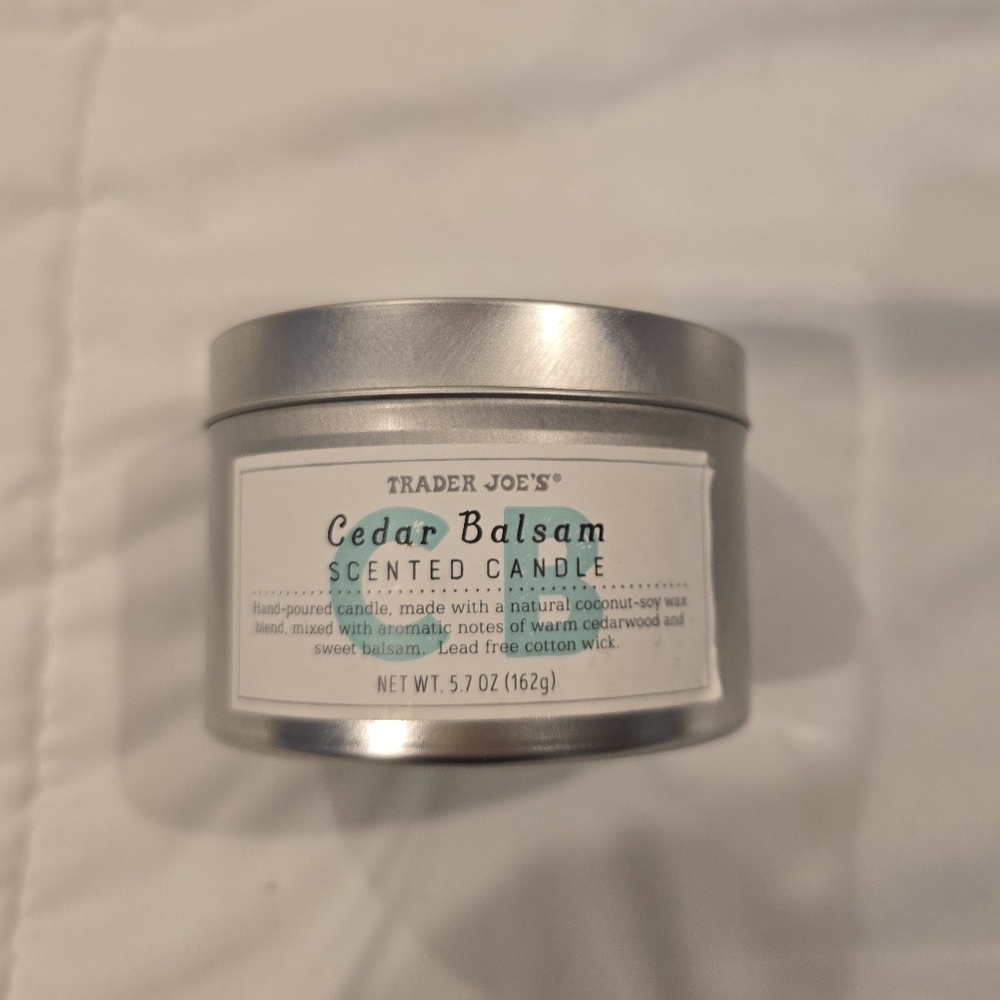 Trader Joe's Cedar Balsm Scent Candle 5.7 oz